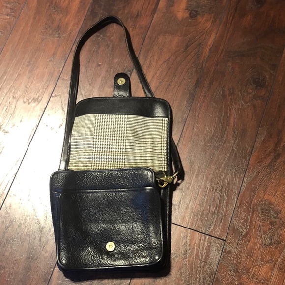 Perry Ellis Purse - Picture 2 of 4